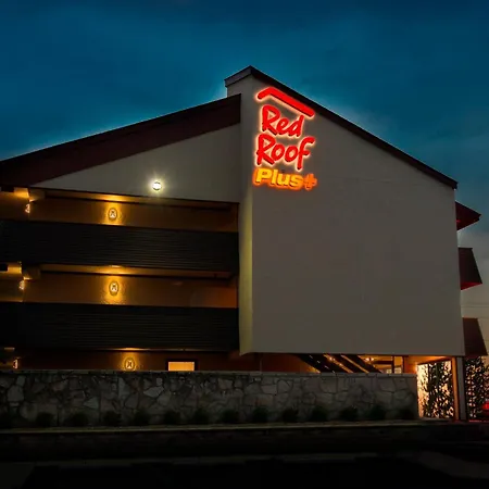 Red Roof Inn Plus+ Chicago - Naperville