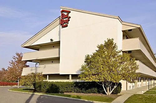 Hotel Red Roof Plus+ Chicago -