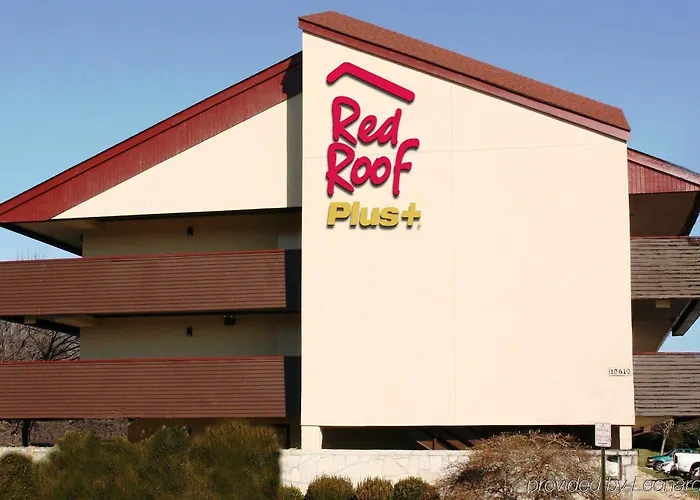 Red Roof Plus+ Chicago - Naperville